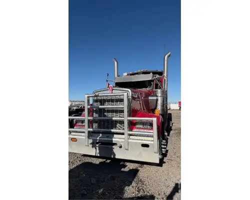Kenworth W900 Grille