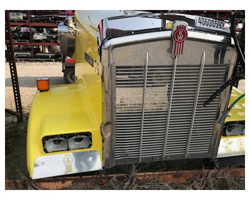 Hood KENWORTH W900 Stateline Truck Parts And Recycling Inc