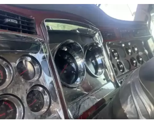 Kenworth W900 Instrument Cluster