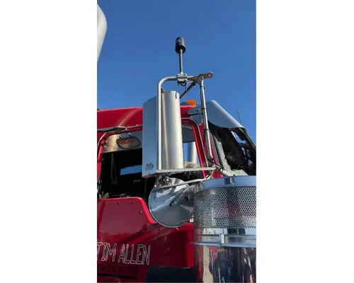 Kenworth W900 Mirror (Side View)
