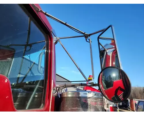 Kenworth W900 Mirror (Side View)