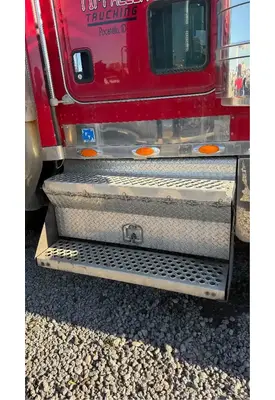 Kenworth W900 Tool Box