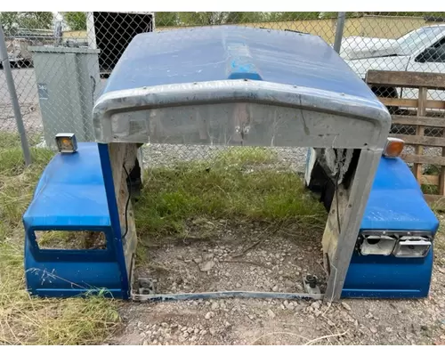 Hood KENWORTH W900B Vriens Truck Parts