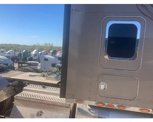 Sleeper Fairing Kenworth W900L Vander Haags Inc Dm