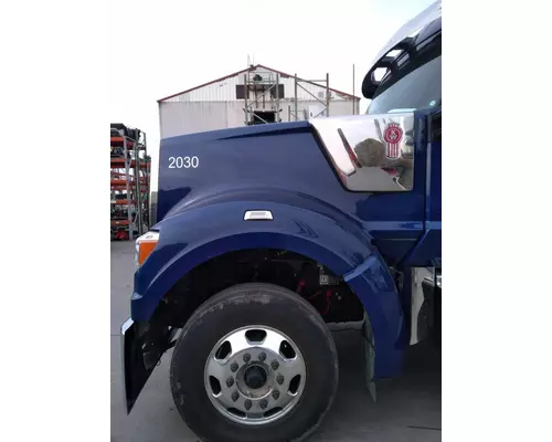 Hood KENWORTH W990 High Mountain Horsepower
