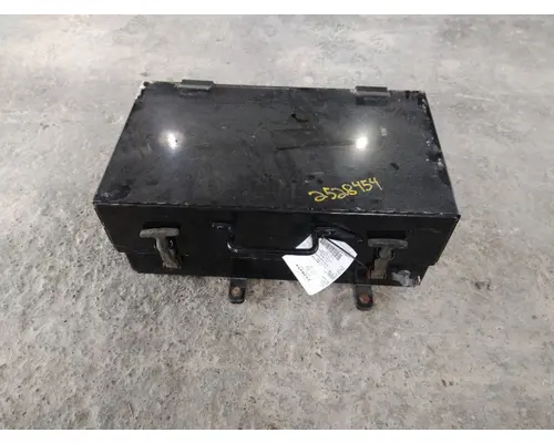 Battery Box KIMBLE C3100 LKQ Thompson Motors - Wykoff