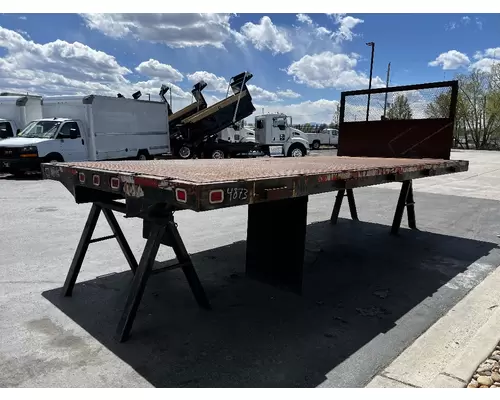 Knaphiede Flatbed Box  Bed