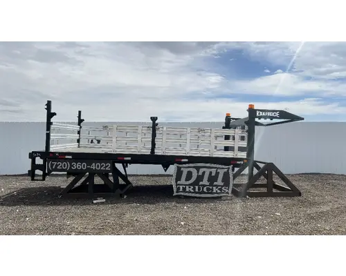 Knaphiede Flatbed Box  Bed