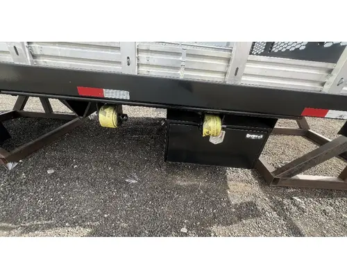 Knaphiede Flatbed Box  Bed