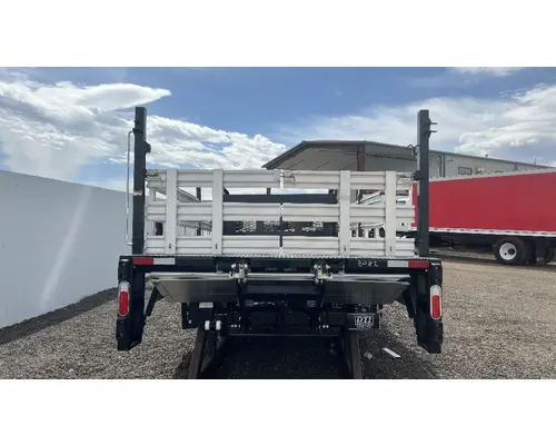 Knaphiede Flatbed Box  Bed