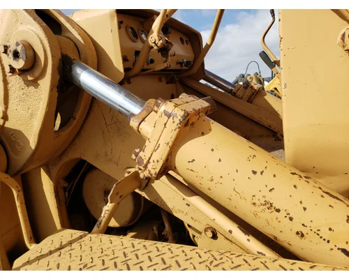 Komatsu D55S-3 Equip Hydraulic Cylinder