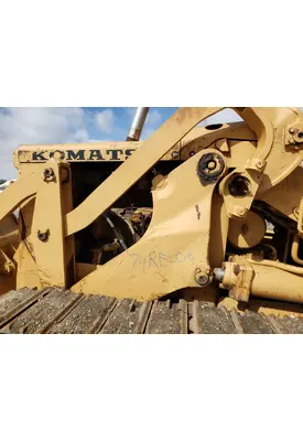 Komatsu D55S-3 Equip Loader Arm