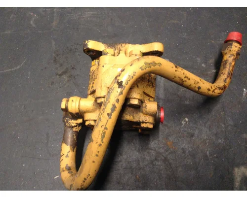 Komatsu D55S-3 Equip Steering Pump