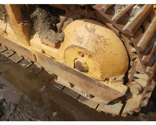 Komatsu D55S-3 Equip Track Misc