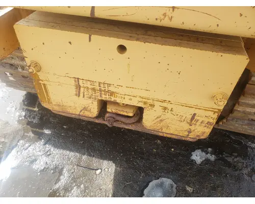 Komatsu D55S-3 Equip Weight