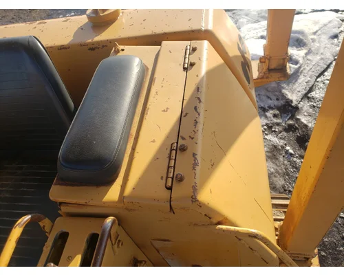 Komatsu D55S-3 Equipment (Mounted)