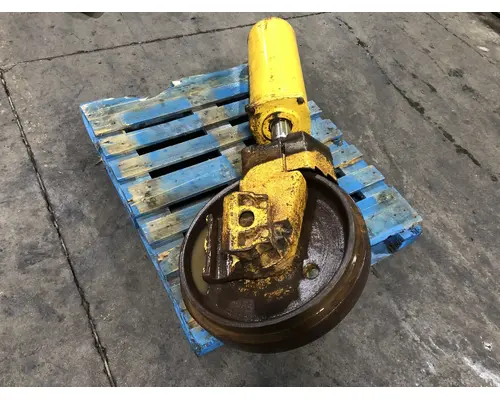 Komatsu D61PX-12 Equip Track Idler