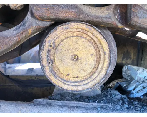 Komatsu D61PX-12 Equip Track Roller