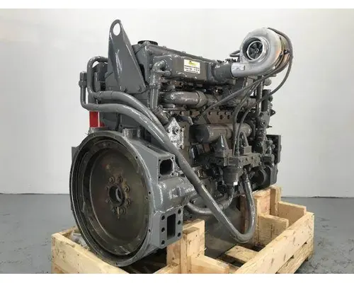 Komatsu M11-C Engine Assembly