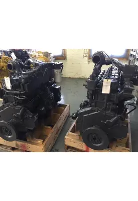 Komatsu S6D125-1 Engine Assembly
