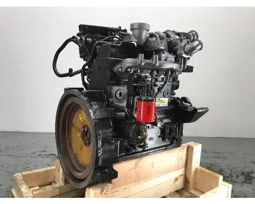 Komatsu SAA4D95-LE5 Engine Assembly