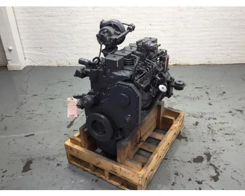 Komatsu SAA6D102 Engine Assembly