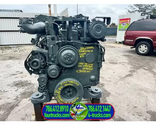 Komatsu SAA6D114E-5 Engine Assembly