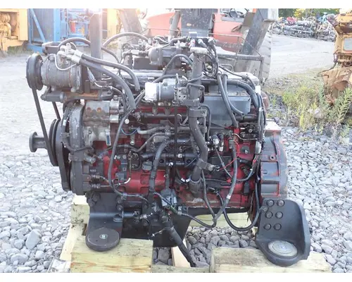 Komatsu SAA6D114E-5 Engine Assembly
