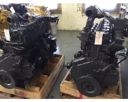 Komatsu SAA6D125-1 Engine Assembly