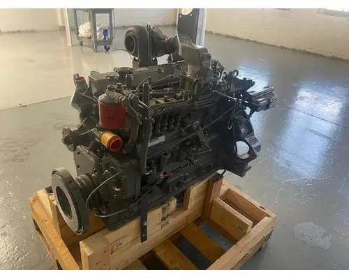 Komatsu SAA6D95 Engine Assembly