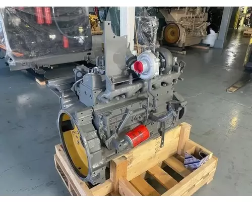 Komatsu SAA6D95 Engine Assembly