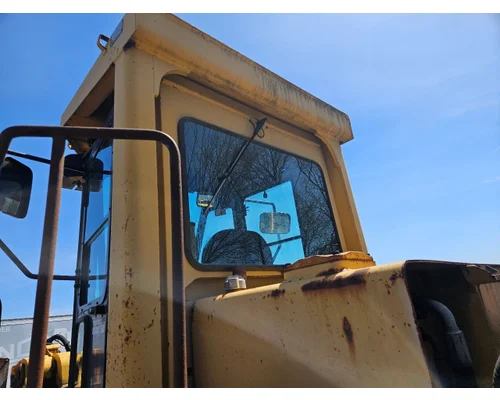 Komatsu WA380-1 Equipment (Mounted)