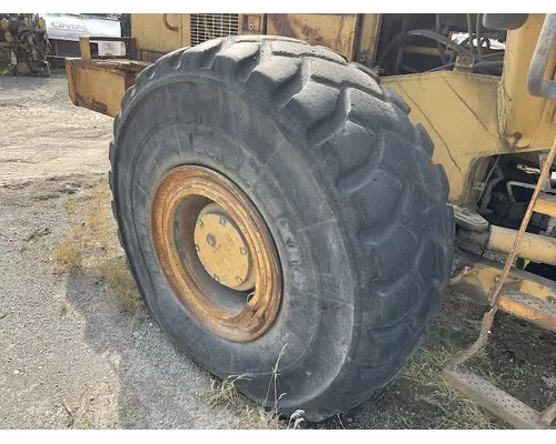 Komatsu WA470-1 Equipment (Whole Vehicle)