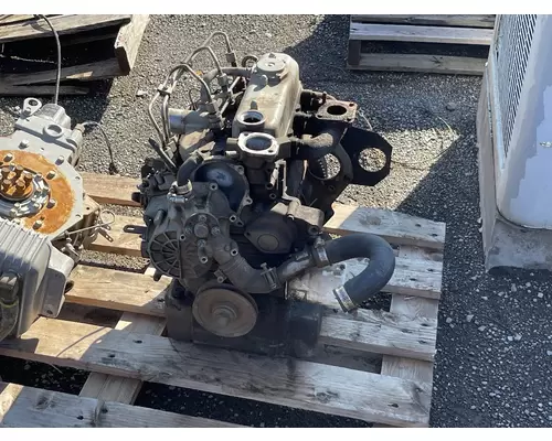 Engine Assembly KUBOTA D1105 