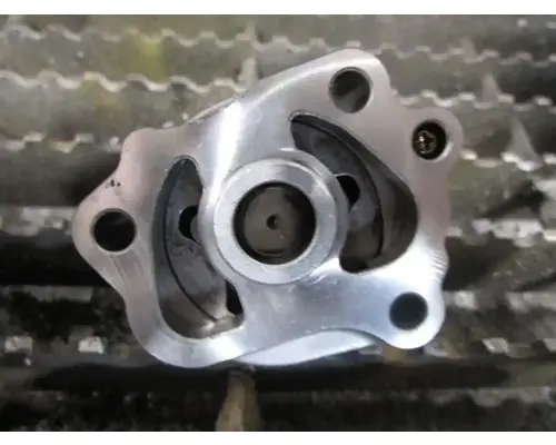 Kubota D722 Oil Pump