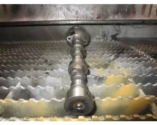 Kubota D772 Camshaft