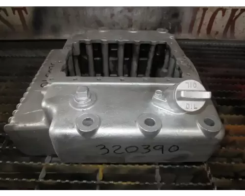 Kubota D772 Oil Pan