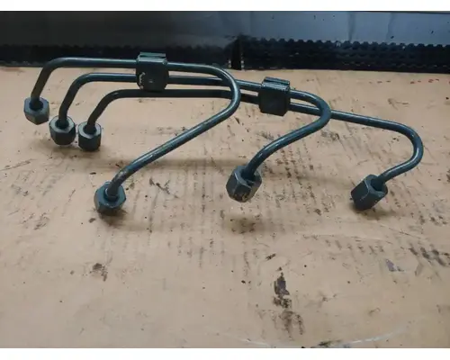 Kubota D905 Fuel Injector