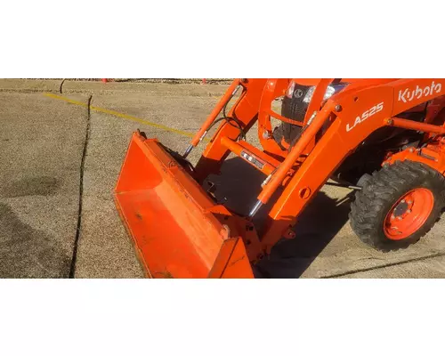 Kubota L3901D Equipment (Whole Vehicle)