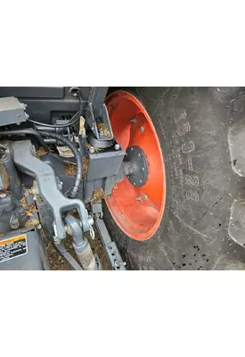 Kubota M6060HDC Equip Axle