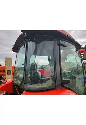 Kubota M6060HDC Equip Back Glass