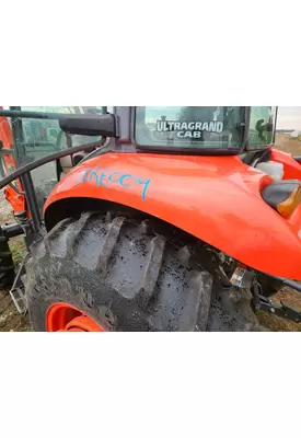 Kubota M6060HDC Equip Fender