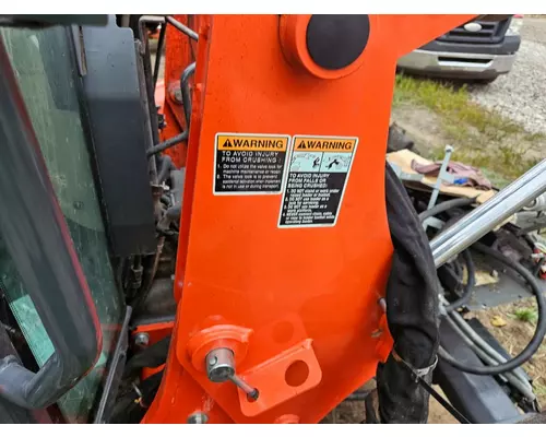 Kubota M6060HDC Equip Frame