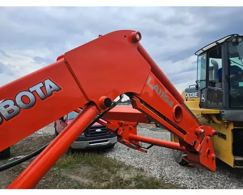 Kubota M6060HDC Equip Loader Arm