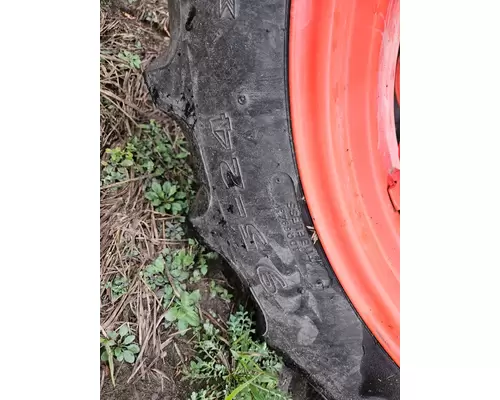 Kubota M6060HDC Equip Tire and Rim