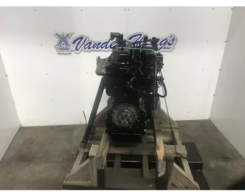 Kubota V2203 Engine Assembly