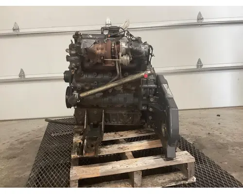 Kubota V2607 Engine Assembly