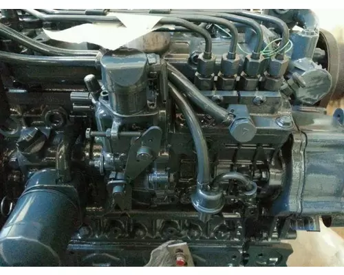 Kubota V3300 Engine Assembly