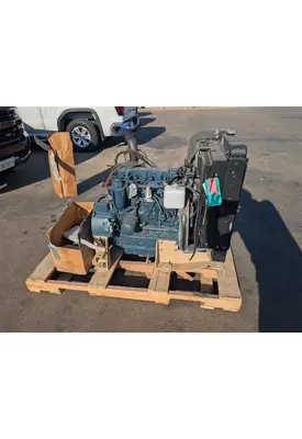 Kubota V3600 Engine Assembly