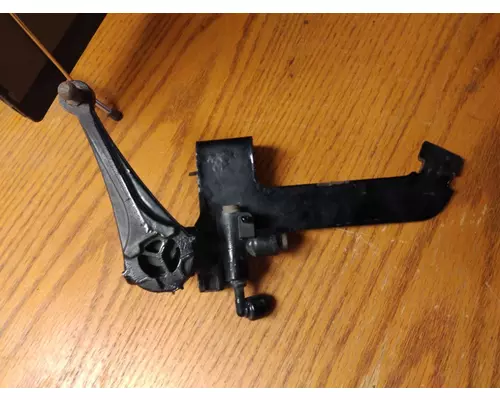 LEVELING CAB VALVE, AIR
